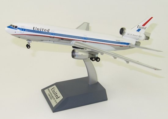 Douglas DC10-10 United Airlines - "Douglas DC10 Friend Ship"